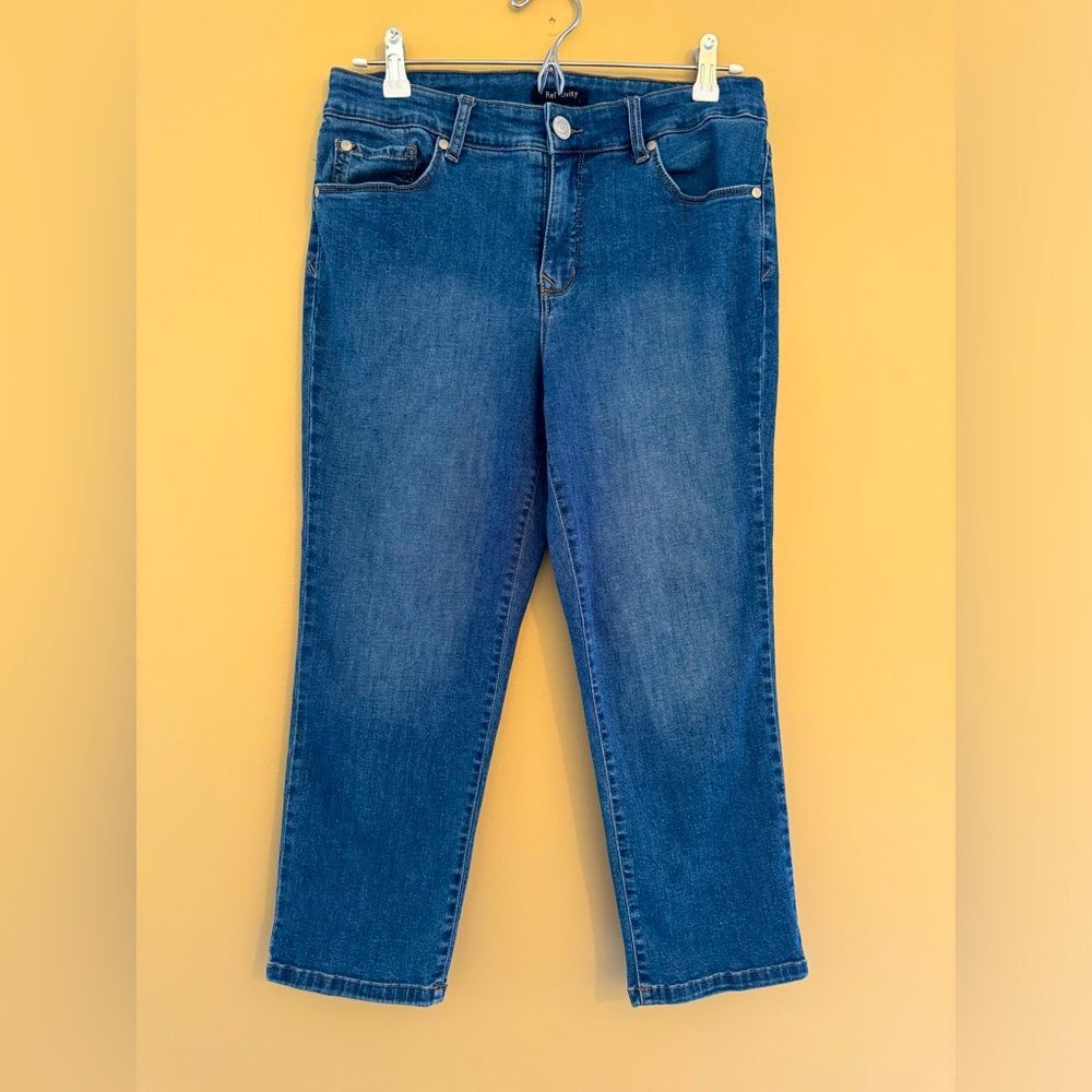 Relativity Jean capris size 12